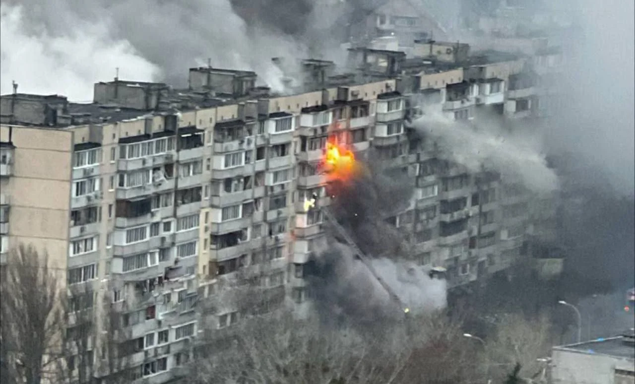 ВС РФ волна за волной атакуют Украину разряжая вражеское ПВО