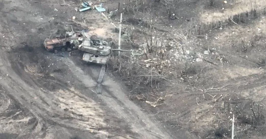 Украина стала кладбищем западных танков: Abrams горят как и остальная поставленная Киеву техника